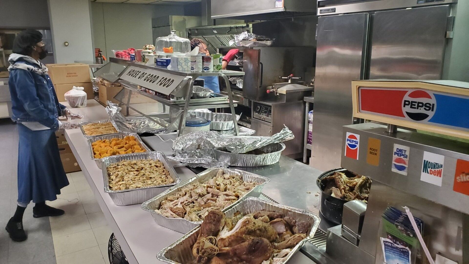 House of Good Food Thanksgiving Reading view of food trays
